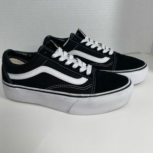 SOLD!!!Van’s old skool platform sz 7